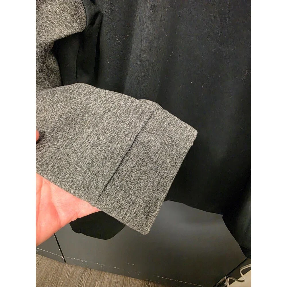 Black Nike 106